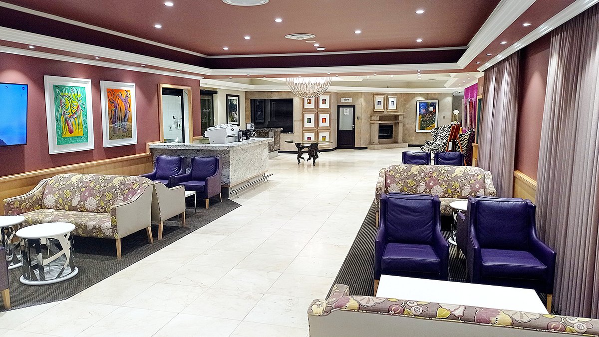 sparkling-waters-hotel (2)